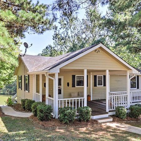 Lakefront Cottage With Private Hot Tub! Buckhead Exterior photo