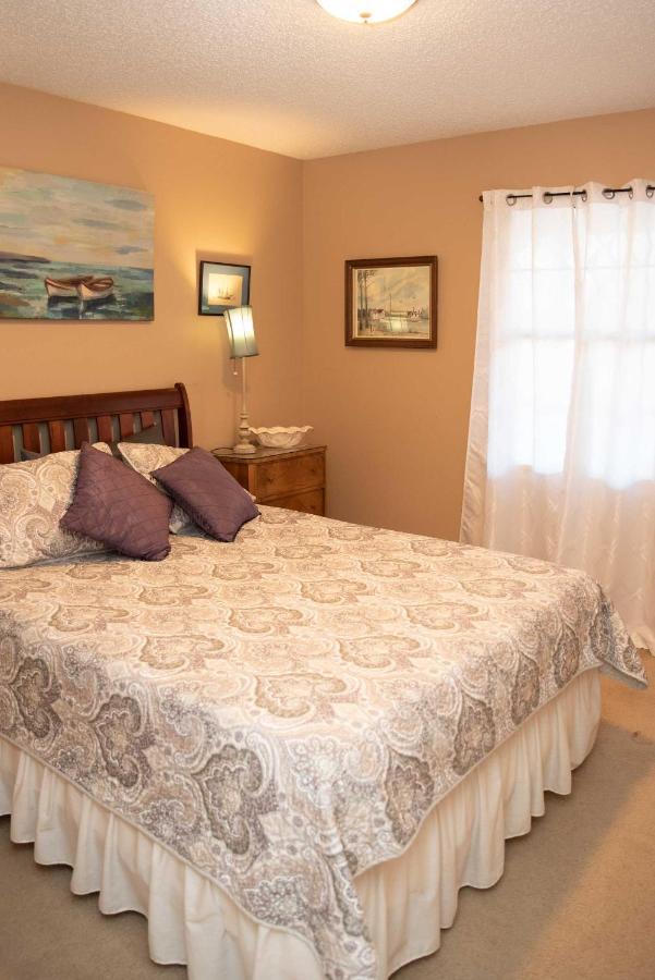 Lakefront Cottage With Private Hot Tub! Buckhead Exterior photo
